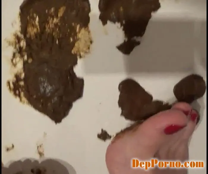 Lick me my shit from the feet [FullHD 1080p]  2018 (Actress: CosmicScat)