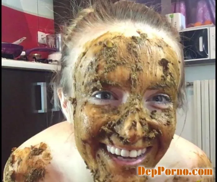 Extreme Smearing in the Kitchen [FullHD 1080p]  2018 (JosslynKane) Shitting, New scat