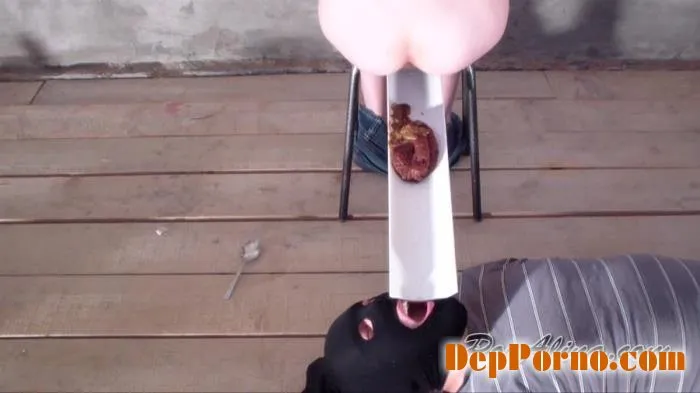 Alina Smelly Pooping After The Capped Fish [HD 720p]  2018 (Pooalina) Shitting, Scatting Domination
