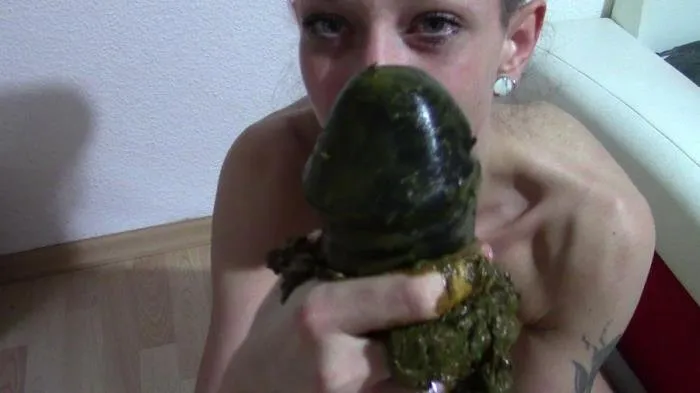Wanking monster dildo with shit [FullHD 1080p]  2018 (Actress: KV-GIRL)