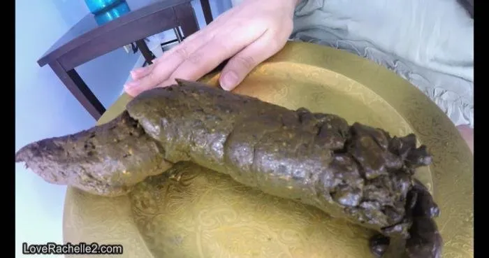 Eat My Poo Piles, Toilet [4K UltraHD]  2018 (LoveRachelle2) Efro, Pee
