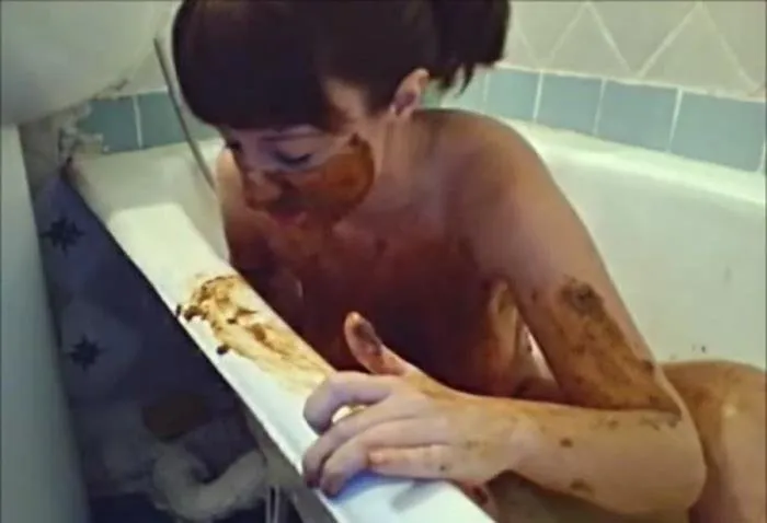 Me in bathtube full of poo and pee.. [SD]  2018 (Actress: Santara)