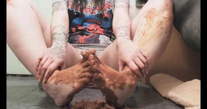 ULTRA Sweet Feet [4K UltraHD]  2018 (SweetBettyParlour) Clyster, Solo Scat