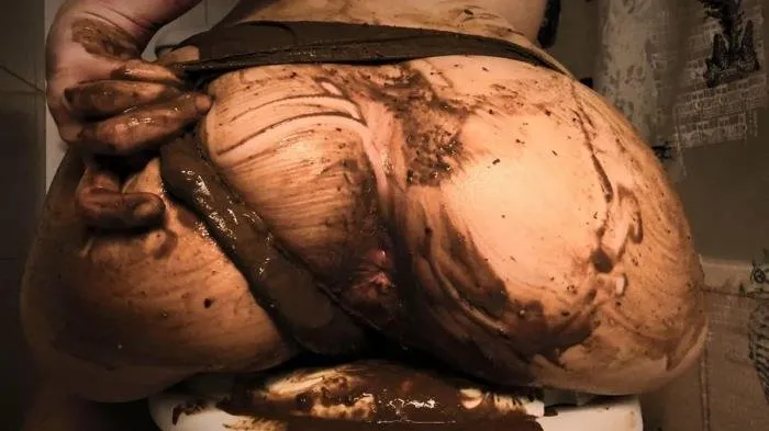 AMAZING Stinky Liquid PANTY POOPING [FullHD 1080p]  2018 (Actress: DirtyBetty)