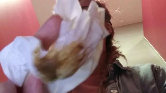 Shitting in public [HD 720p]  2019 (Actress: HotDirtyIvone)