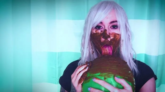 Im lovin it [FullHD 1080p]  2019 (Actress: DirtyBetty)