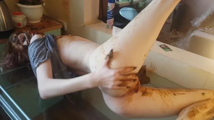 Skinny Red Head Top Amateur Scat And Pee By Top Russian Model - Part 1 [UltraHD 4K]  2019 (Jelena) Amateur, Anal