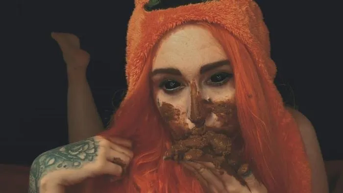 The natural warmth of fresh shit [FullHD 1080p]  2019 (DirtyBetty) Solo, Scatting Girl