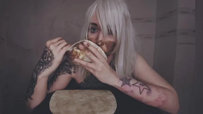 She wants to FEED me her SHITTY [FullHD 1080p]  2020 (DirtyBetty) Amateur, Panty