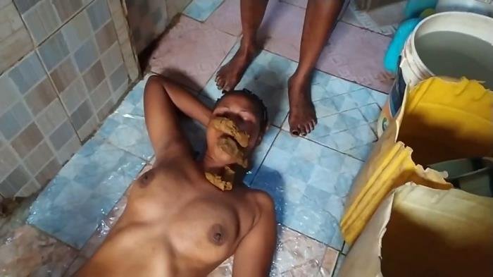 A Nice, Quick But Huge, Soft Shit Outside In Nigeria [FullHD 1080p]  2021 (Actress: ShitGirls)