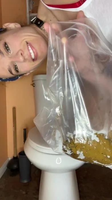 School girl poops in bag [UltraHD 2K]  2021 (VibeWithMolly) Milf, Extreme