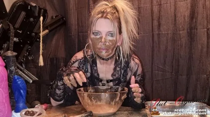 Scat swallowing and puke show [FullHD 1080p]  2021 (SlutOrgasma) Amateur, Eating