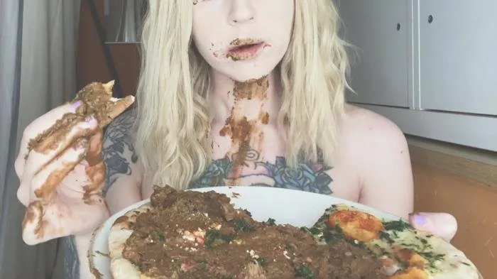 Treat straight from my ass [UltraHD 4K]  2022 (DirtyBetty) Eating, Eat