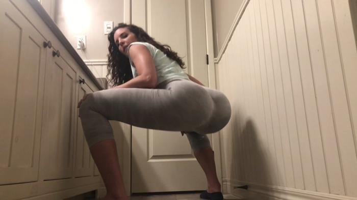 Leggings squat workout panty poop [UltraHD 4K]  2022 (Actress: TinaAmazon)