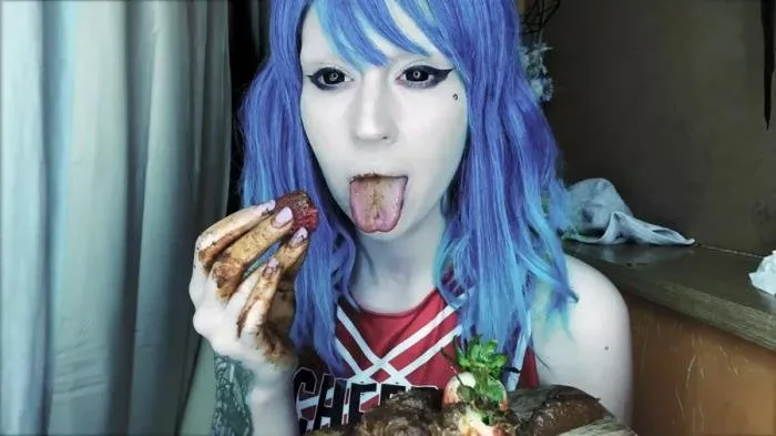 Unnerving stinky strawberry [FullHD 1080p]  2023 (SweetBettyParlour) Teen, Young