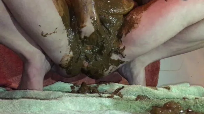 Shitting Smeared Tits and Stuffed Pussy - Shitty Masturbation with Plastic Toy and Bottle Pregnant Allura - Smearing my shit on my boobs [FullHD 1080p]  2023 (Allura) Shitting, Fisting