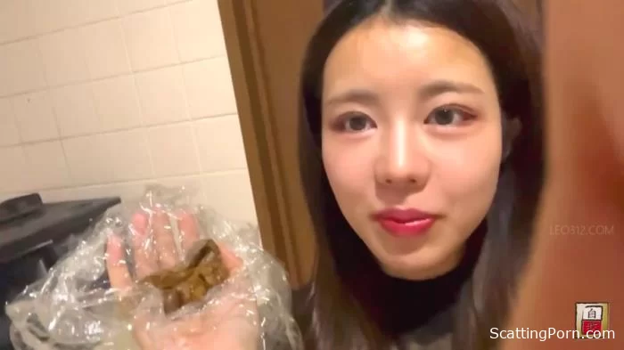 Girls Taking Poop Selfies with their Phones PART-5 [FullHD 1080p]  2024 (Actress: Japanese Girls)