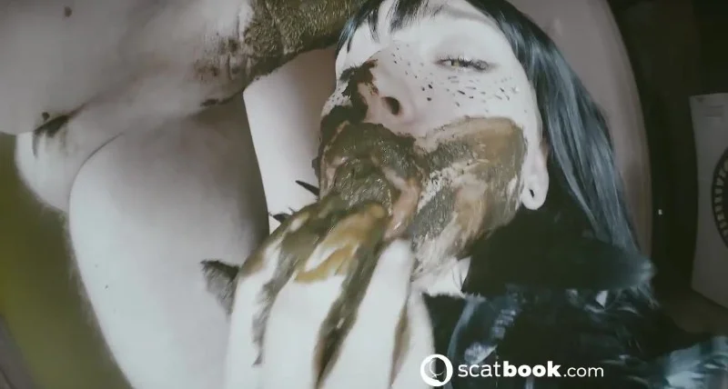 Enormous Huge Turd SCAT Blowjob x Eating [HD 720p]  2025 (Actress: SweetBettyParlour)