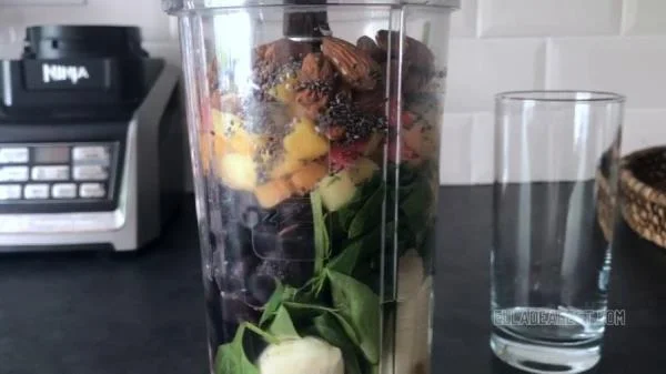 Afternoon Smoothie Gassy Poop [HD 720p]  2025 (Ella Dearest aka Efro Ella) UK, Pissing
