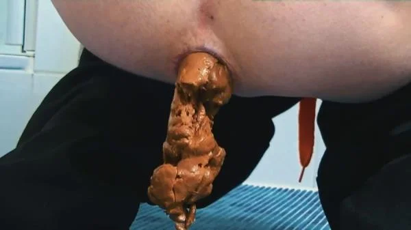 BIG Closeup Shit [HD 720p]  2026 (Germany, Dirty Anal)