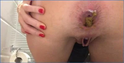 Diana Spark Solo Scatting video with Farting and Masturbation