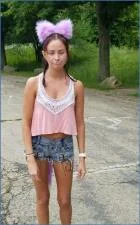 LilbuttLex’s Extreme Hiking Photoshoot with Piss Drinking and Scatting