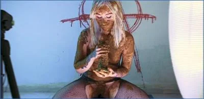 Dirty Betty delivers pissing and femdom in Scat Mastrubation Erotic Bytop Babe from SG-Video