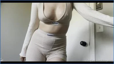 Queen Kitsy's Scat Farts on Step Sister in Femdom vid