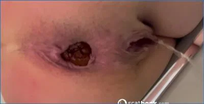 Alice Hatter in a Scatting and Anal clip