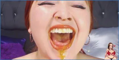Sexy Scat Snacktime with GingerCris- Deep Puke and Solo Smearing