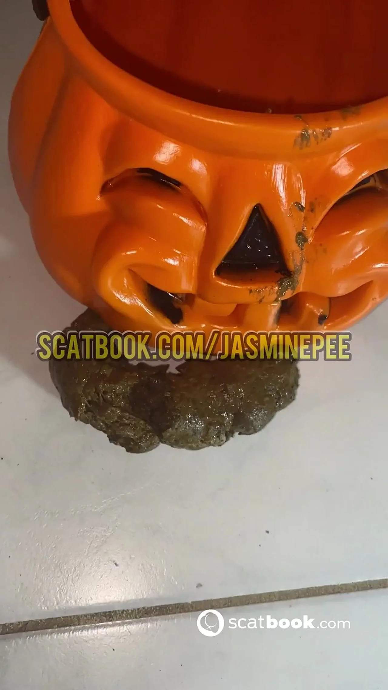 Jasminepee Delivers Quick Mischief in Trick or Treat 2